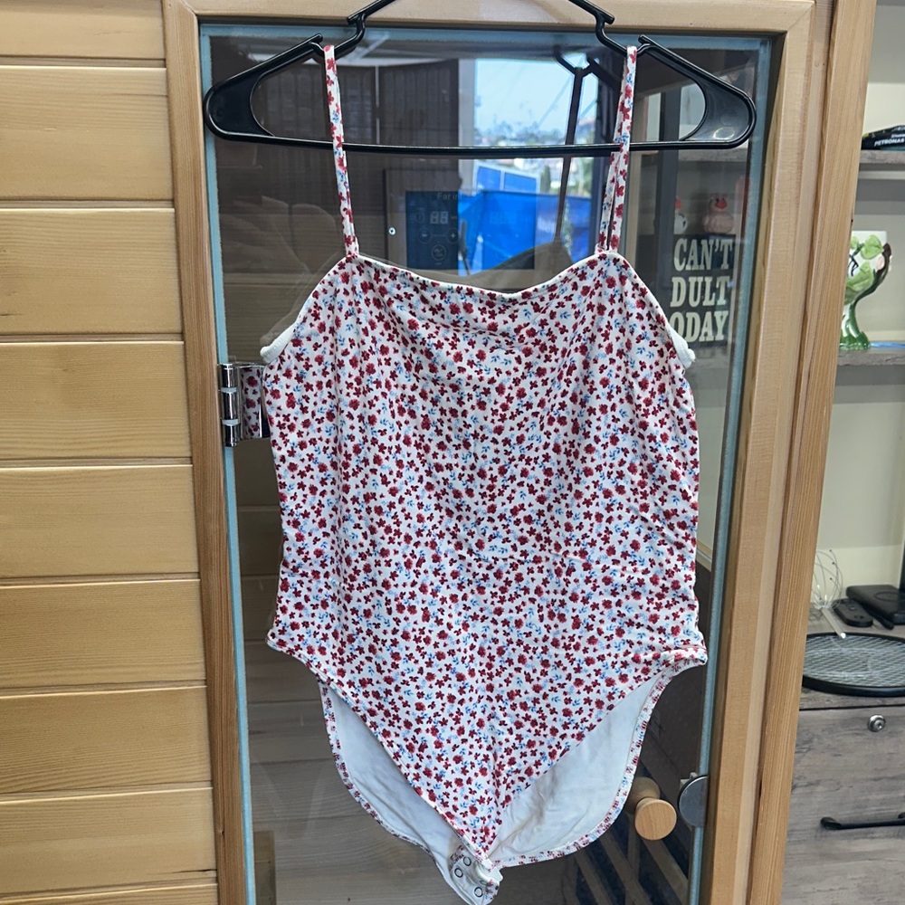 Old Navy Red and White Floral Bodysuit